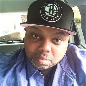 Meet your Posher, Roy